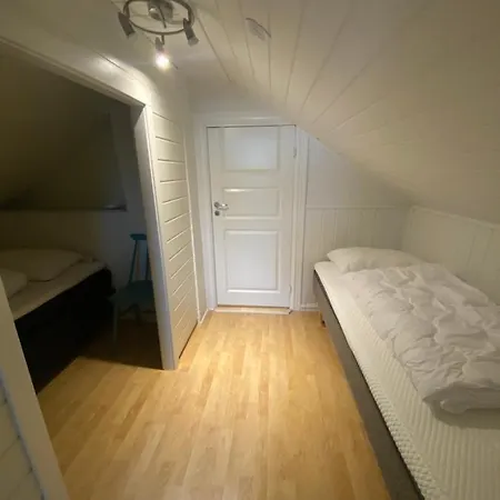 Feriehus Roligheten In *